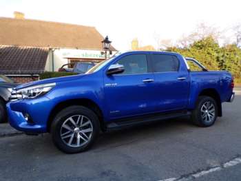 Used Toyota Hilux 2019 for sale - 74402627: Photo