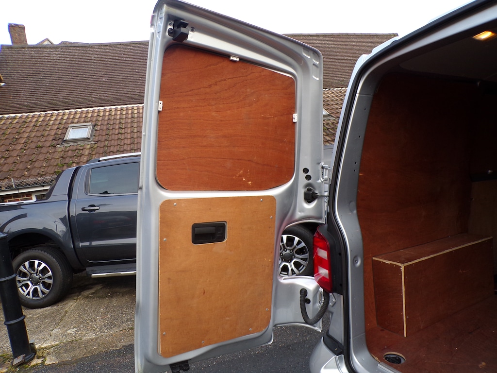 Used Volkswagen Transporter 2019 for sale - 77151729: Photo 28