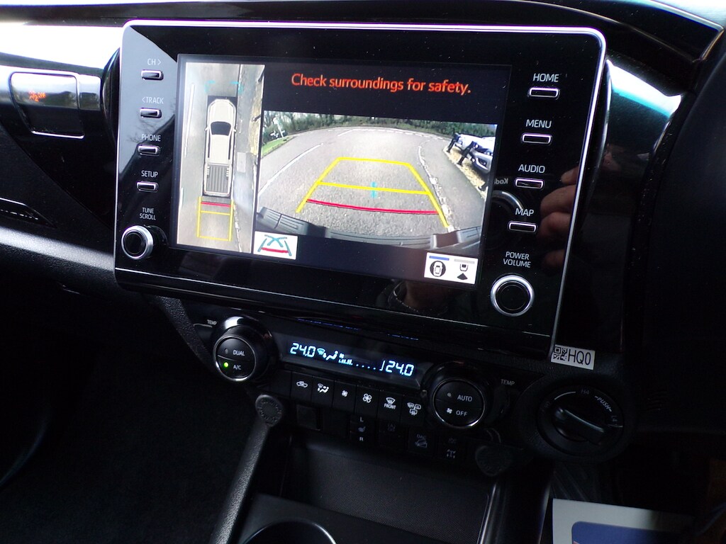 Used Toyota Hilux 2022 for sale - 77504637: Photo 17