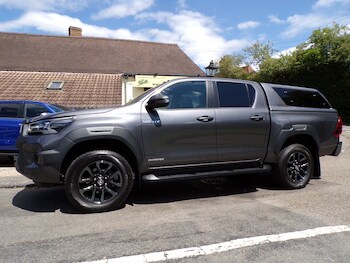 Used Toyota Hilux 2024 for sale - 75180222: Photo