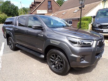 Used Toyota Hilux 2024 for sale - 75180222: Photo