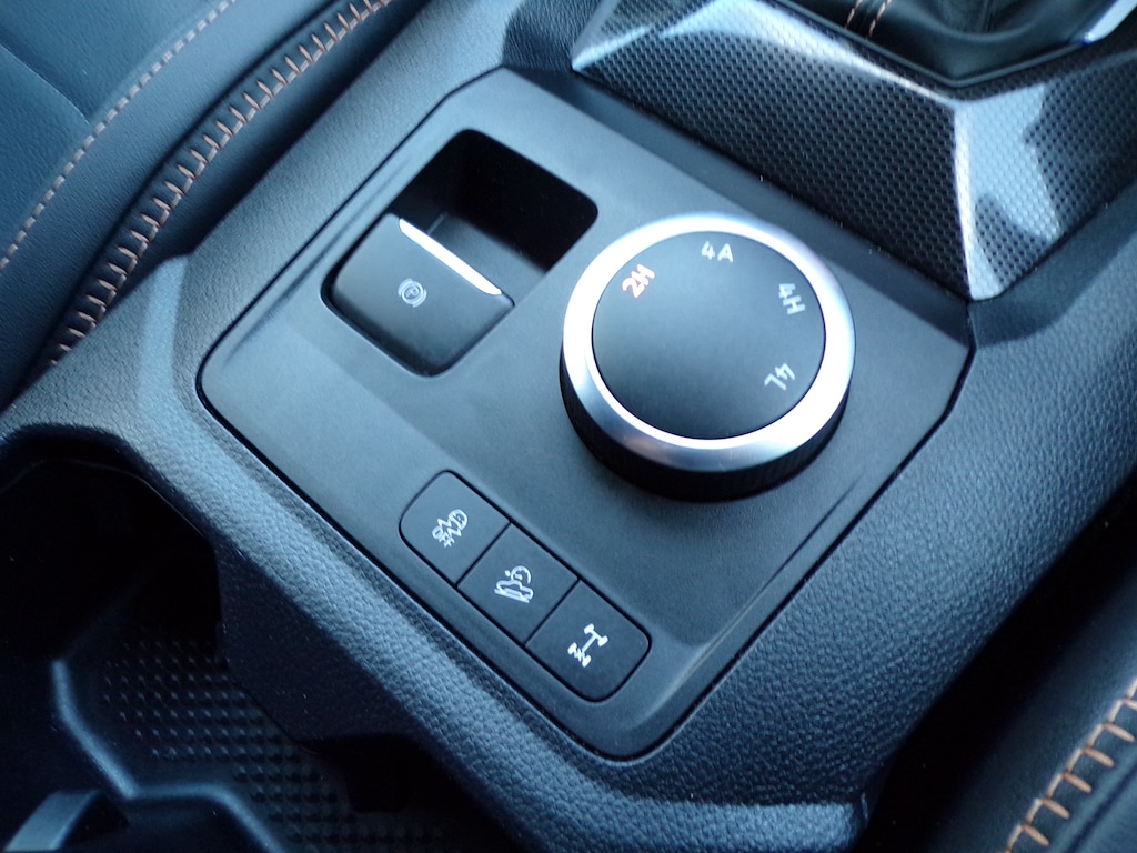 Used Volkswagen Amarok 2025 for sale - 76652855: Photo 24