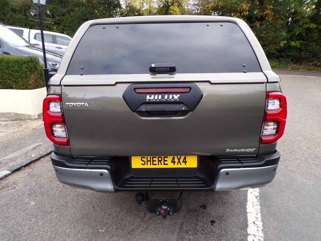 Used Toyota Hilux 2023 for sale - 76709743: Photo 11