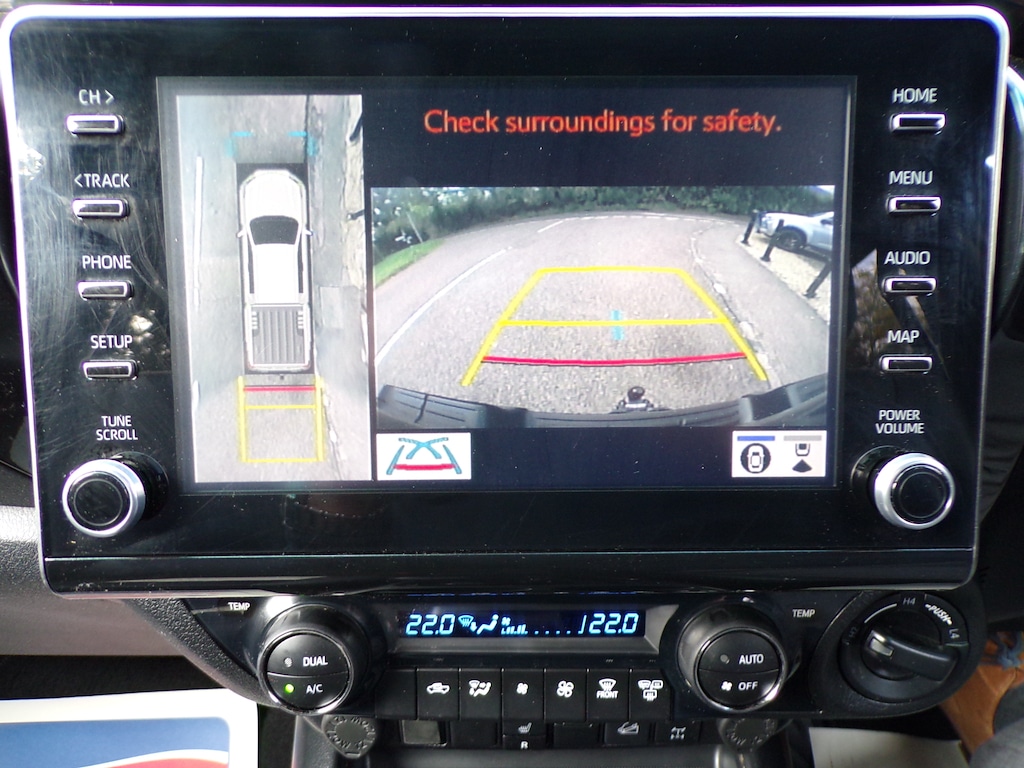 Used Toyota Hilux 2023 for sale - 76709743: Photo 19