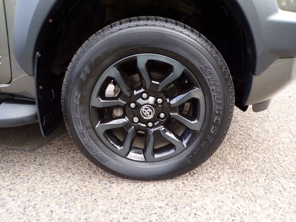 Used Toyota Hilux 2023 for sale - 76709743: Photo 29