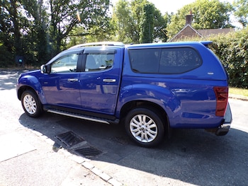 Used Isuzu D-Max 2019 for sale - 79363885: Photo