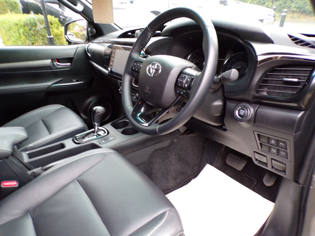 Used Toyota Hilux 2023 for sale - 78094900: Photo 20