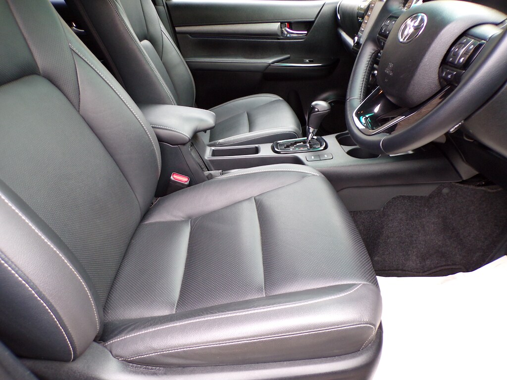 Used Toyota Hilux 2023 for sale - 78094900: Photo 21