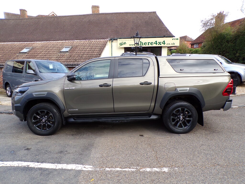 Used Toyota Hilux 2023 for sale - 78094900: Photo 8