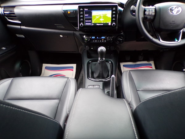 Used Toyota Hilux 2023 for sale - 76240979: Photo 13