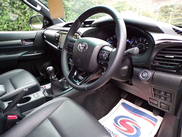 Used Toyota Hilux 2023 for sale - 76240979: Photo 14