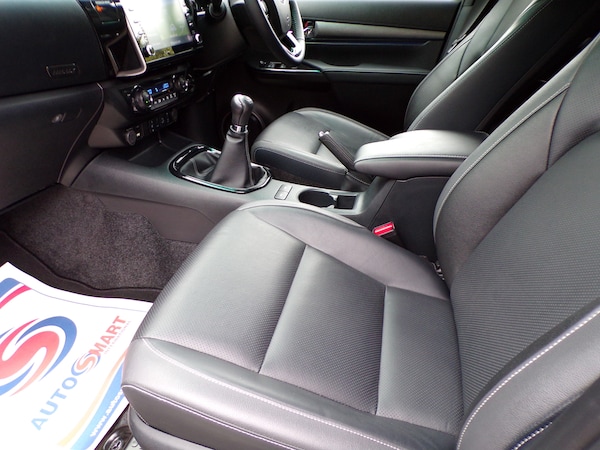 Used Toyota Hilux 2023 for sale - 76240979: Photo 21