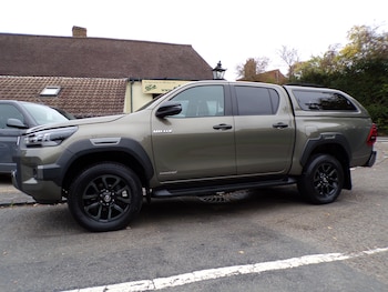 Used Toyota Hilux 2023 for sale - 76240979: Photo 3