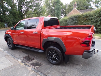 Used Toyota Hilux 2025 for sale - 79274838: Photo