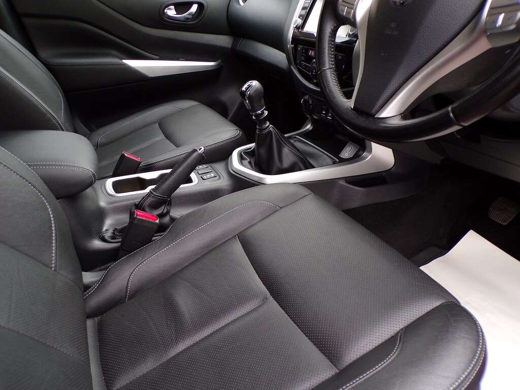 Used Nissan Navara 2019 for sale - 76393813: Photo 25