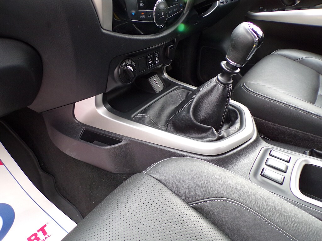 Used Nissan Navara 2019 for sale - 76393813: Photo 28