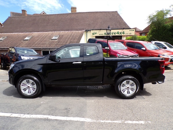 Used Isuzu D-Max 2022 for sale - 75570943: Photo 11