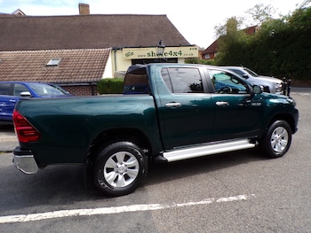 Used Toyota Hilux 2019 for sale - 75570147: Photo