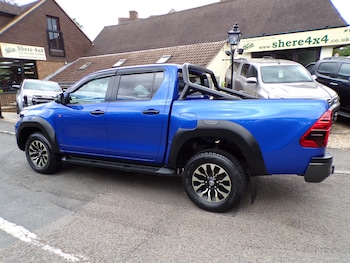 Used Toyota Hilux 2023 for sale - 78849553: Photo