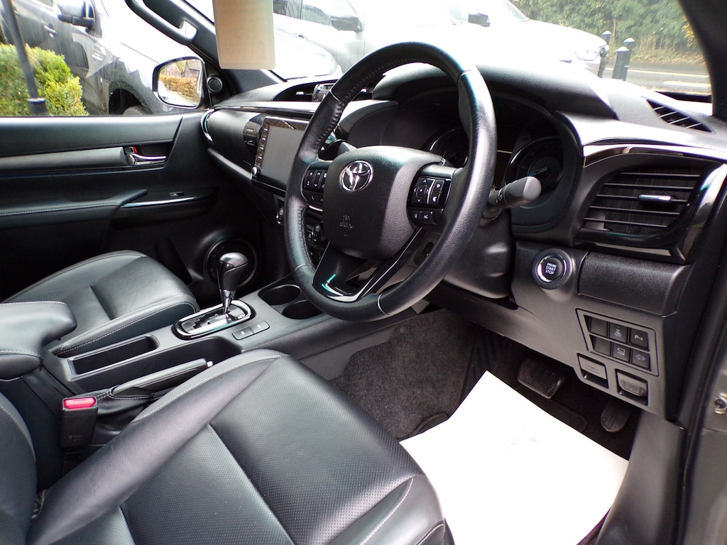 Used Toyota Hilux 2023 for sale - 76479999: Photo 22