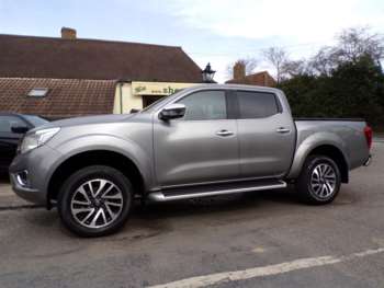Used Nissan Navara 2018 for sale - 74402512: Photo