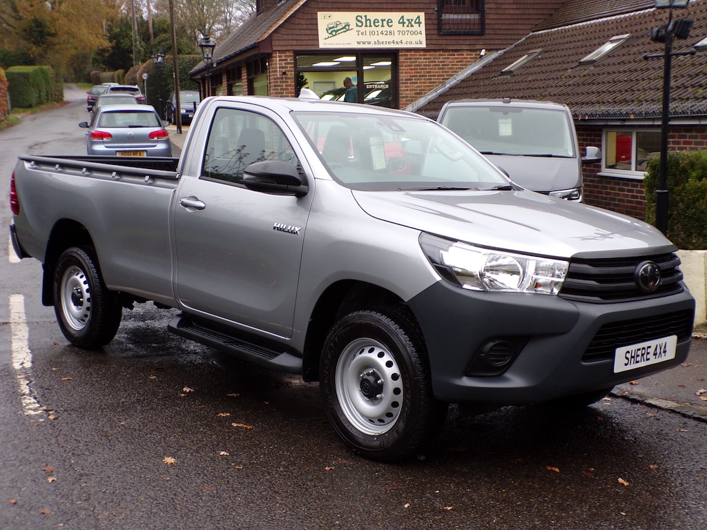 Used Toyota Hilux 2025 for sale - 76722484: Photo 1