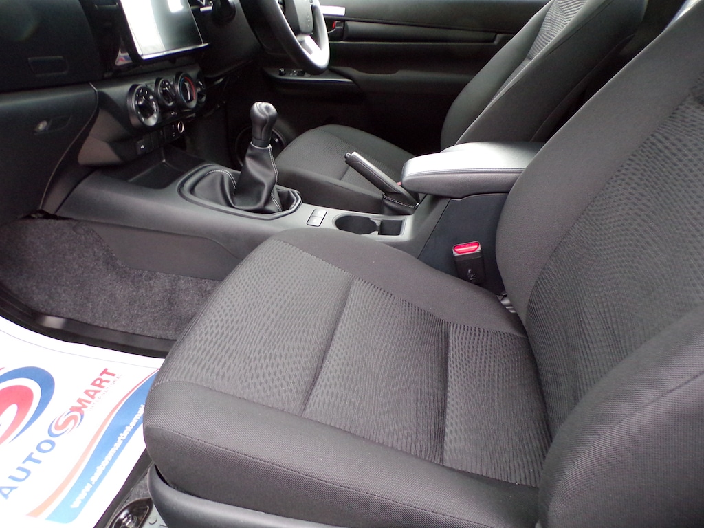 Used Toyota Hilux 2025 for sale - 76722484: Photo 27