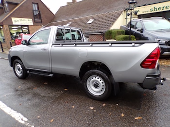 Used Toyota Hilux 2025 for sale - 76722484: Photo