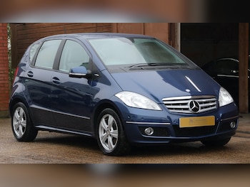 Used Mercedes-Benz A-Class 2011 for sale - 79075471: Photo
