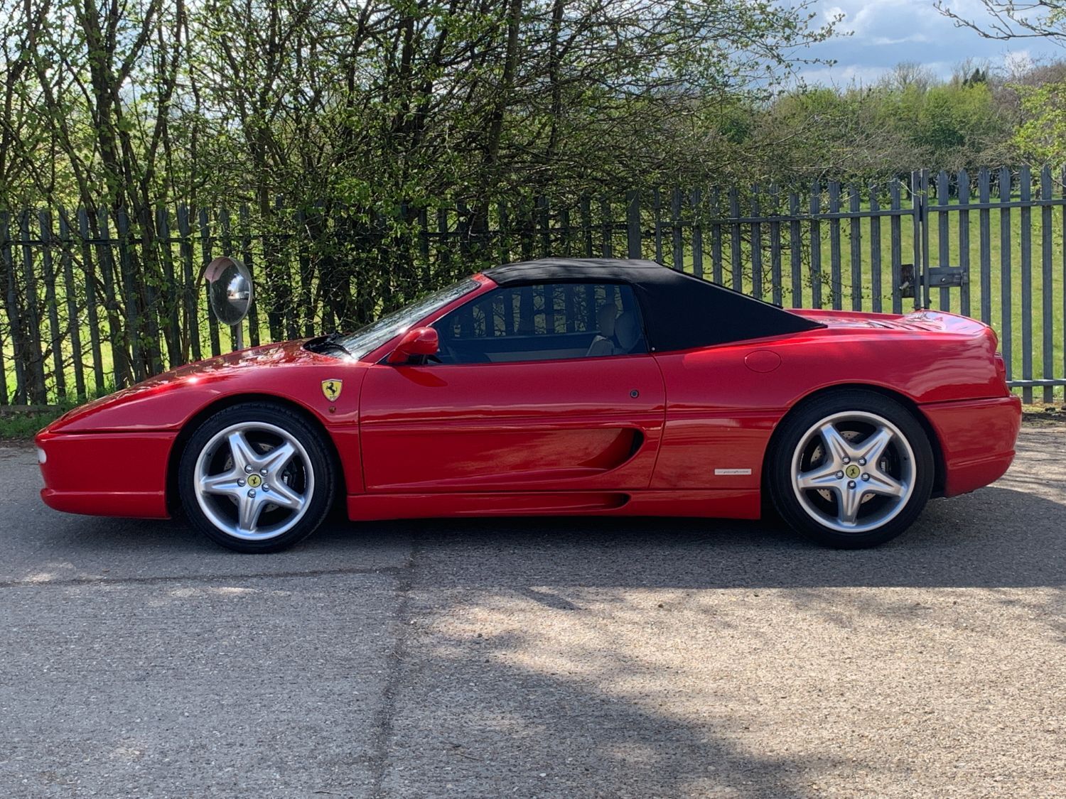 Used Ferrari F355 1997 for sale - 77484843: Photo 7