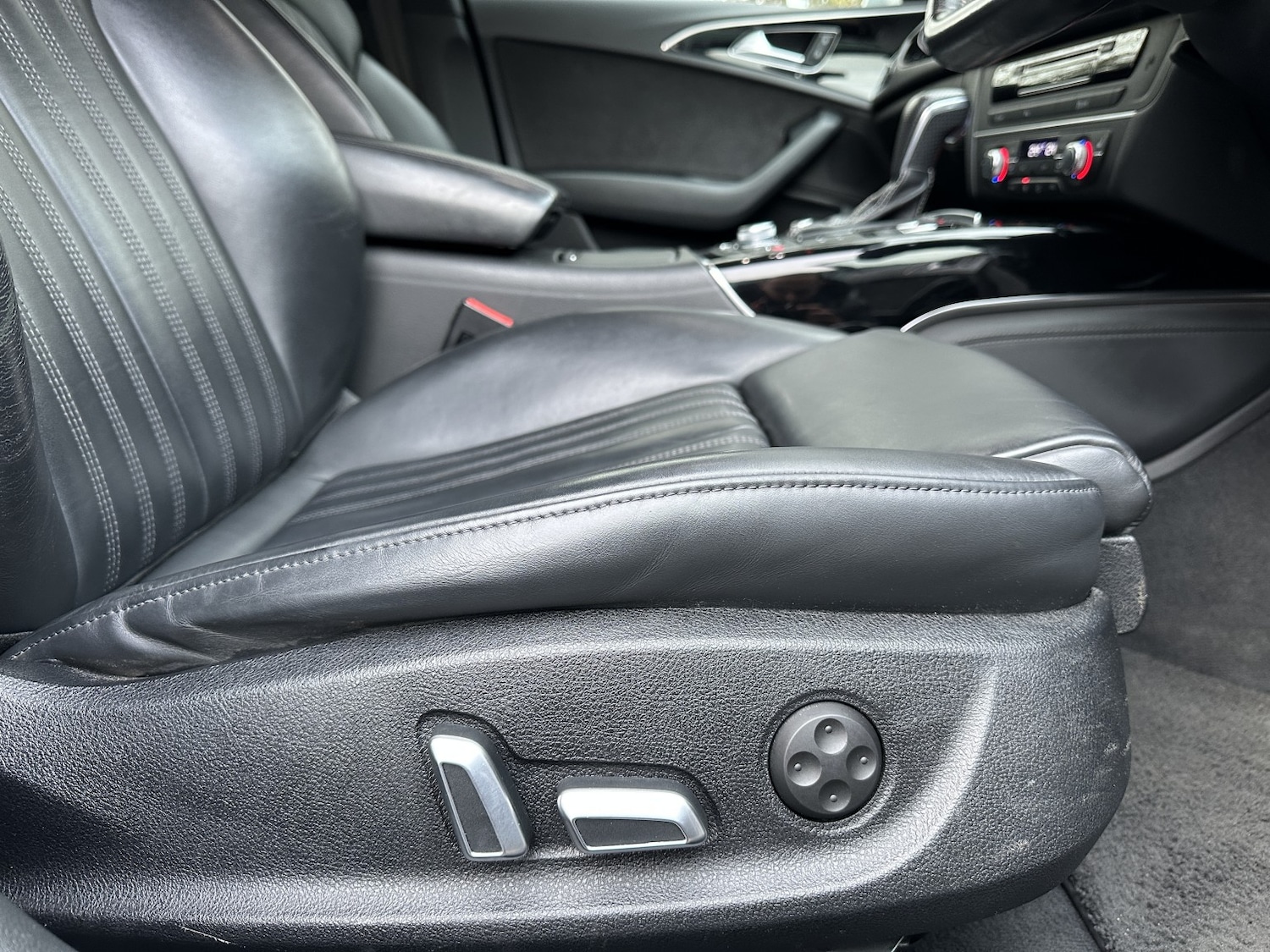 Used Audi A6 Avant 2016 for sale - 76777027: Photo 31