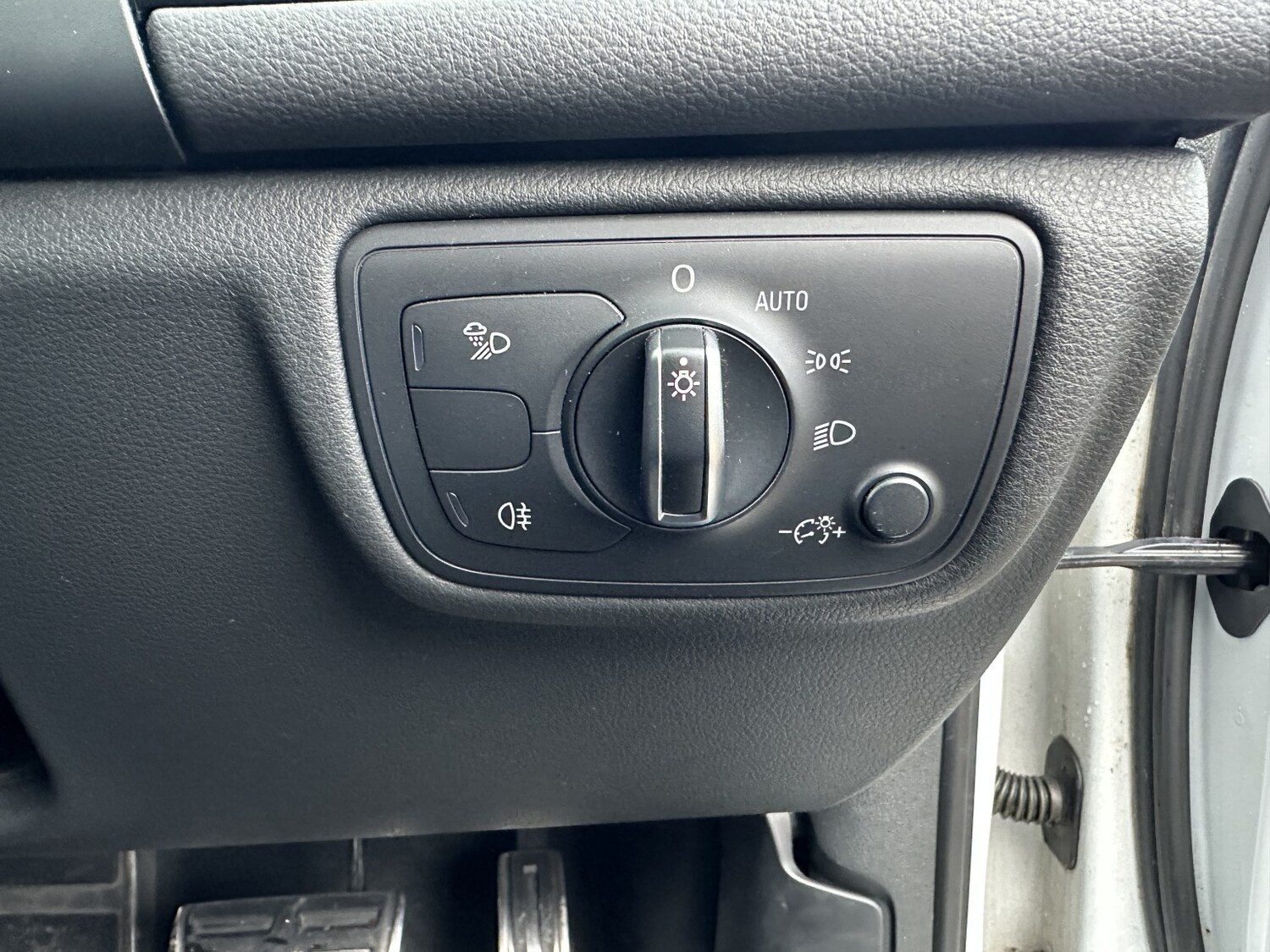 Used Audi A6 Avant 2016 for sale - 76777027: Photo 42