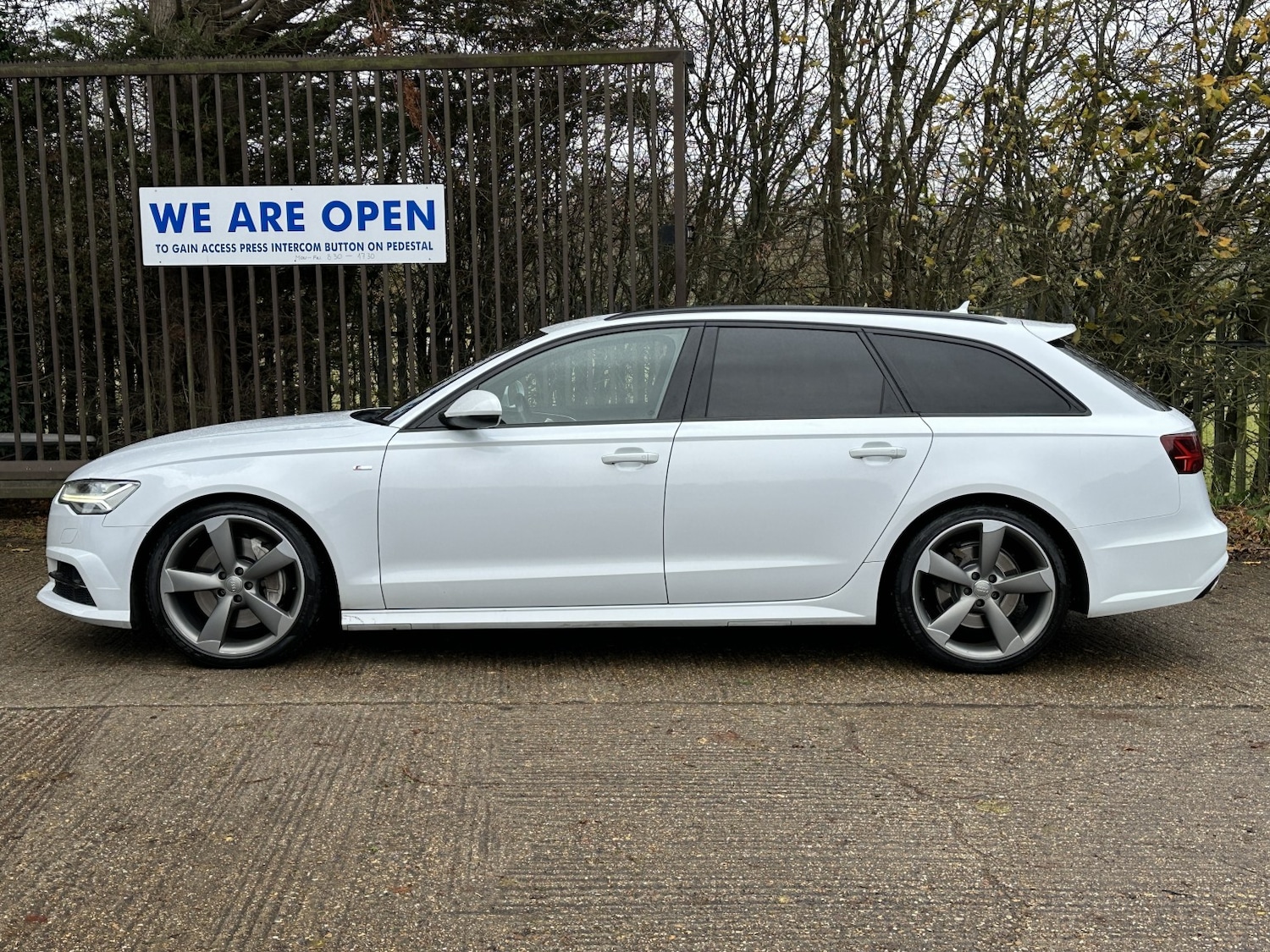 Used Audi A6 Avant 2016 for sale - 76777027: Photo 7