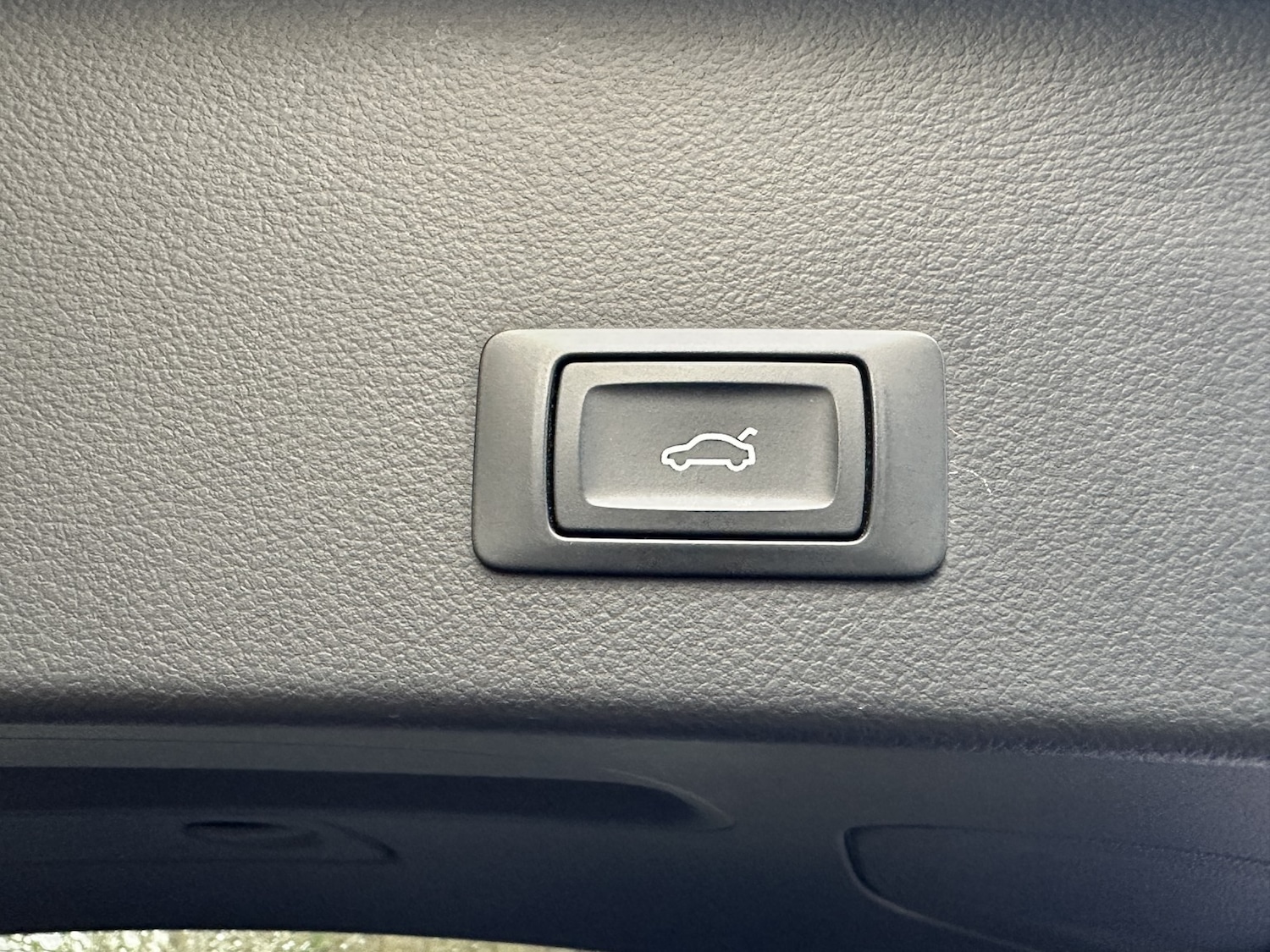 Used Audi RS6 2017 for sale - 77240305: Photo 77