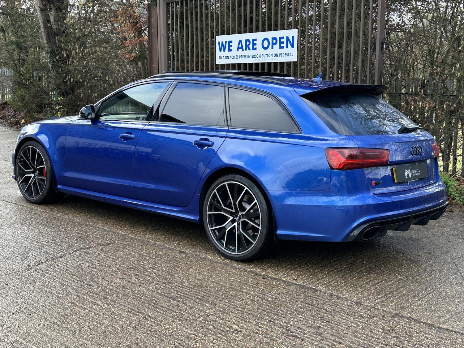 Used Audi RS6 2017 for sale - 77240305: Photo 8