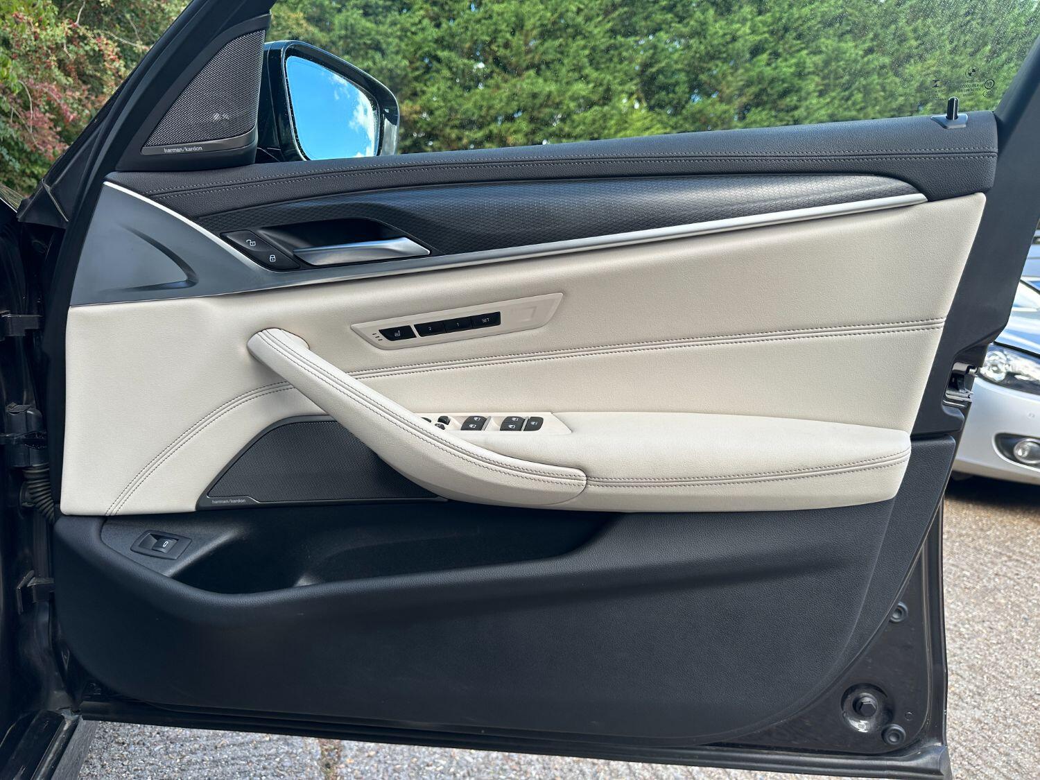 Used BMW 5 Series 2022 for sale - 76777009: Photo 37