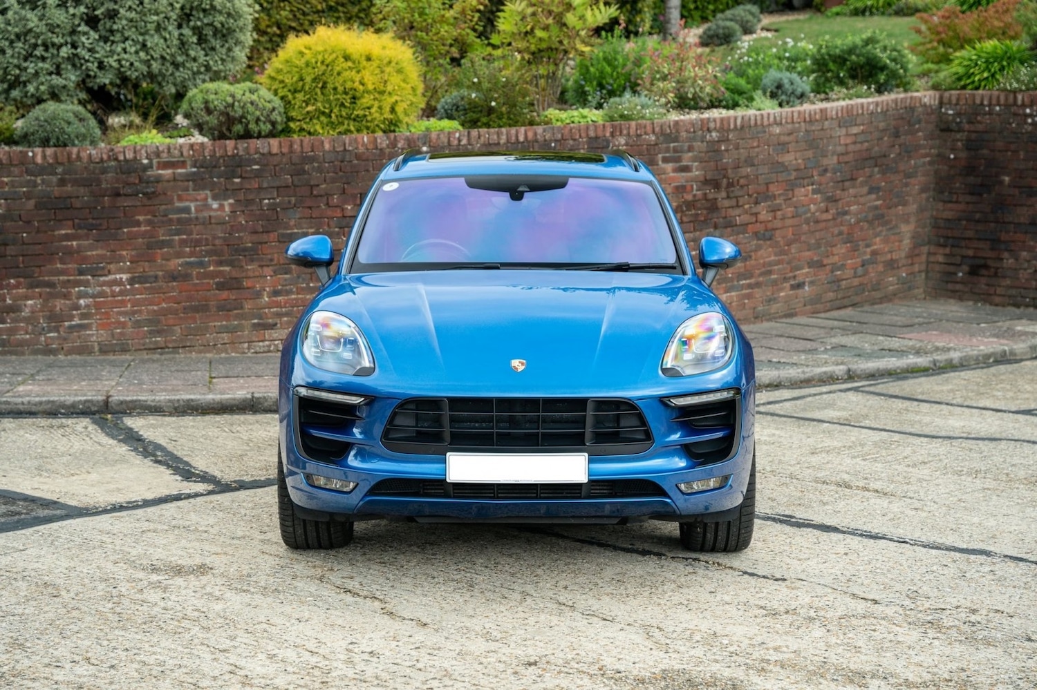 Used Porsche Macan 2017 for sale - 77590095: Photo 2