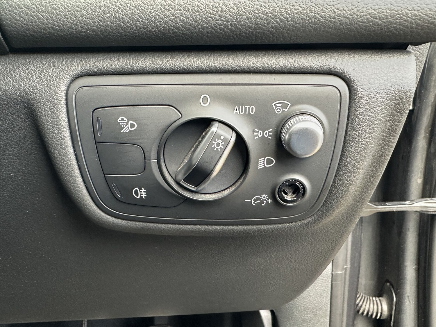 Used Audi A6 Avant 2016 for sale - 76845027: Photo 51