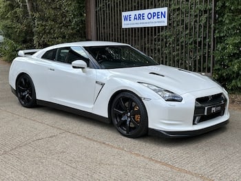 Used Nissan GT-R 2009 for sale - 79649641: Photo
