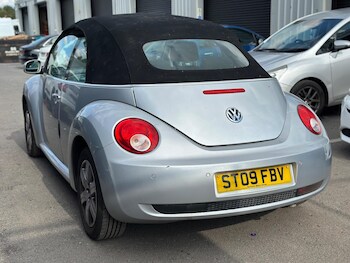 Used Volkswagen Beetle 2009 for sale - 79645318: Photo