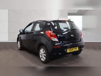 Used Hyundai i20 2014 for sale - 79680861: Photo