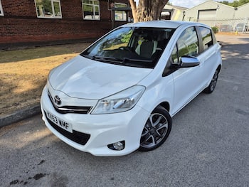 Used Toyota Yaris 2013 for sale - 79836449: Photo