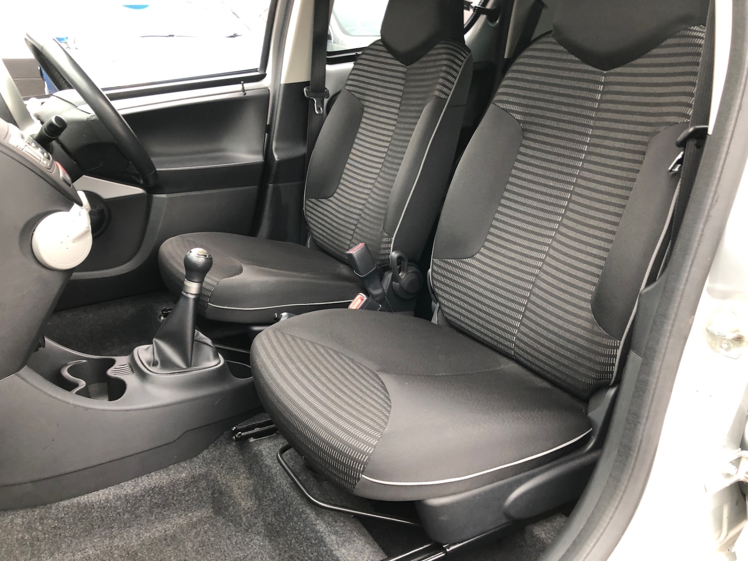 Used Peugeot 107 2014 for sale - 77962367: Photo 14