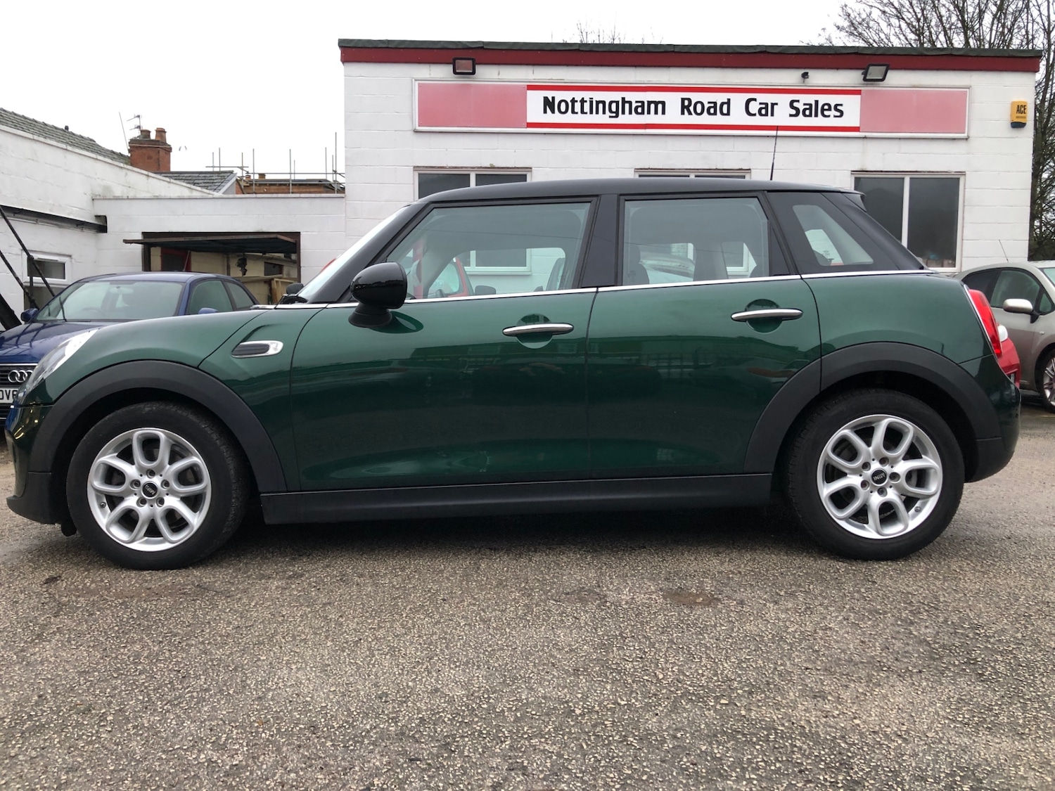Used MINI Hatch 2015 for sale - 76979599: Photo 4