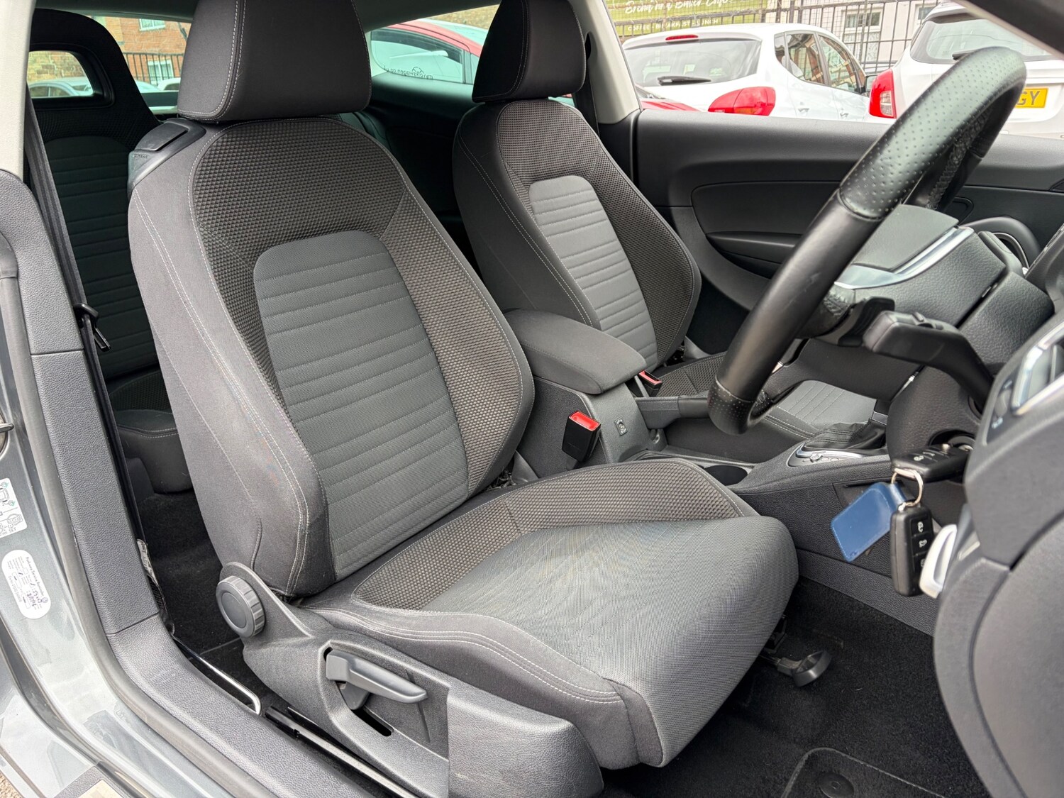 Used Volkswagen Scirocco 2010 for sale - 78121941: Photo 14