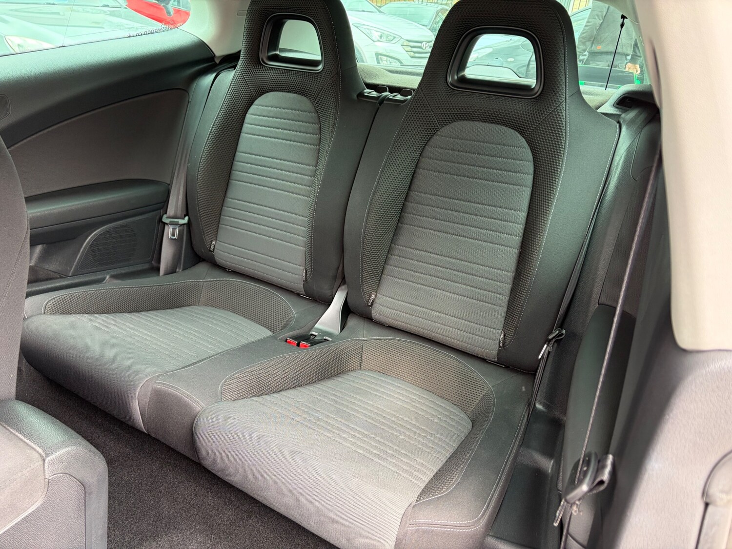 Used Volkswagen Scirocco 2010 for sale - 78121941: Photo 17