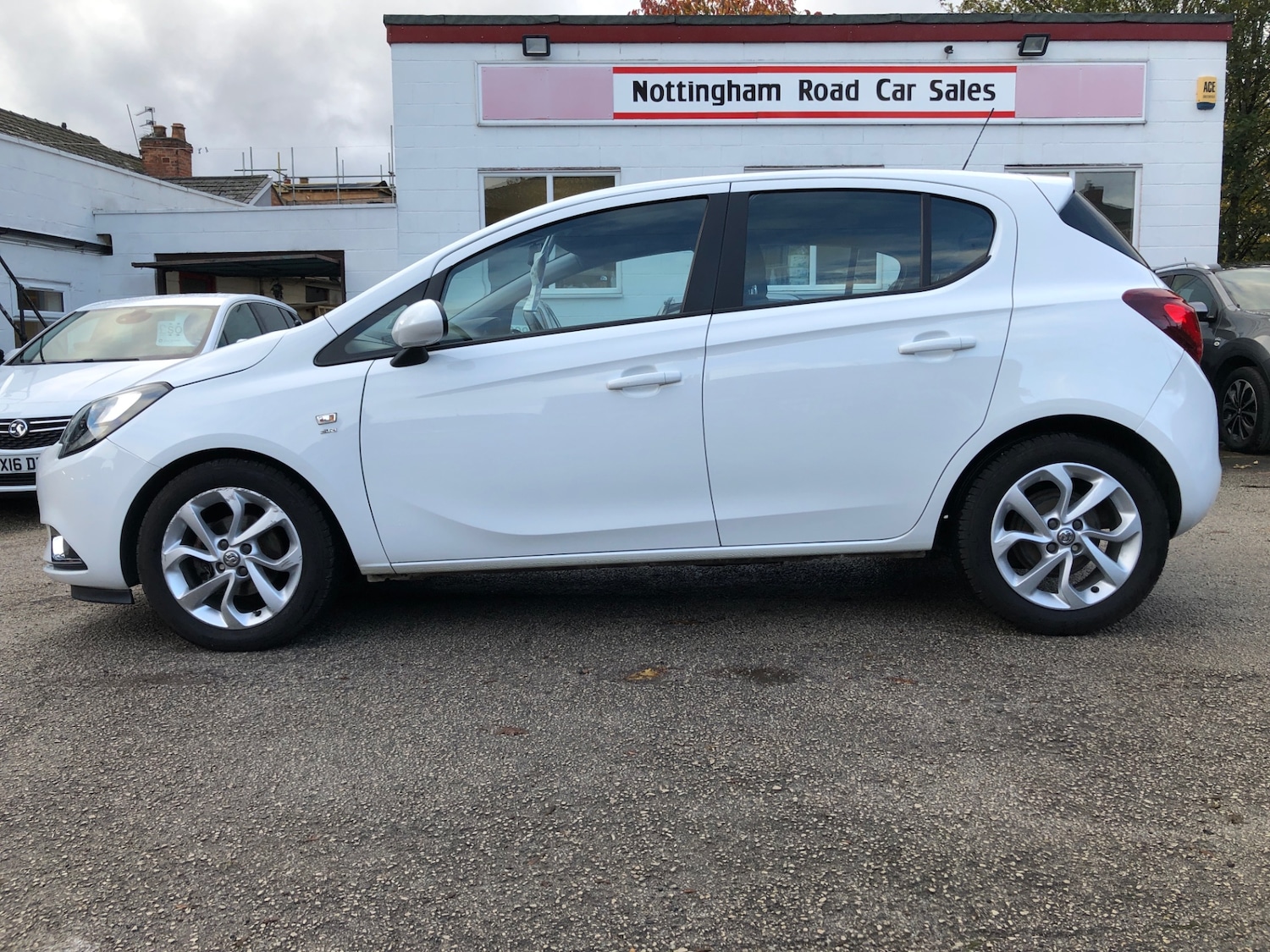 Used Vauxhall Corsa 2016 for sale - 76427851: Photo 4