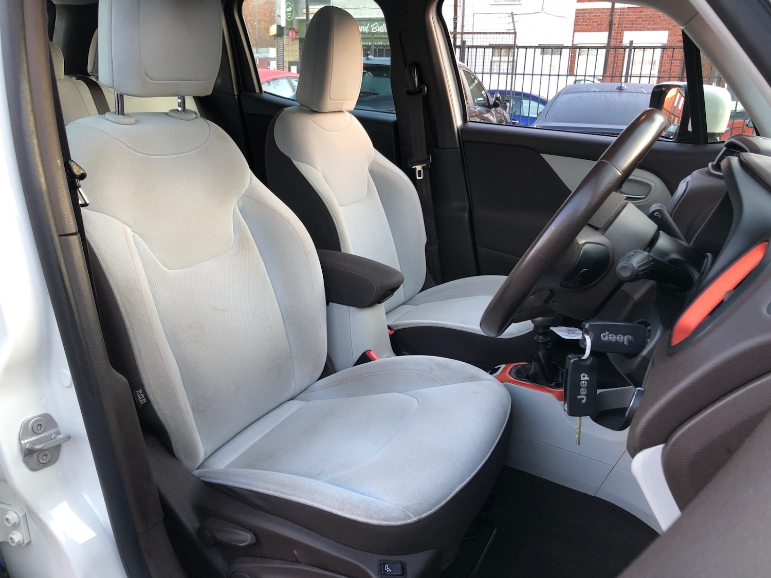 Used Jeep Renegade 2015 for sale - 77044685: Photo 13