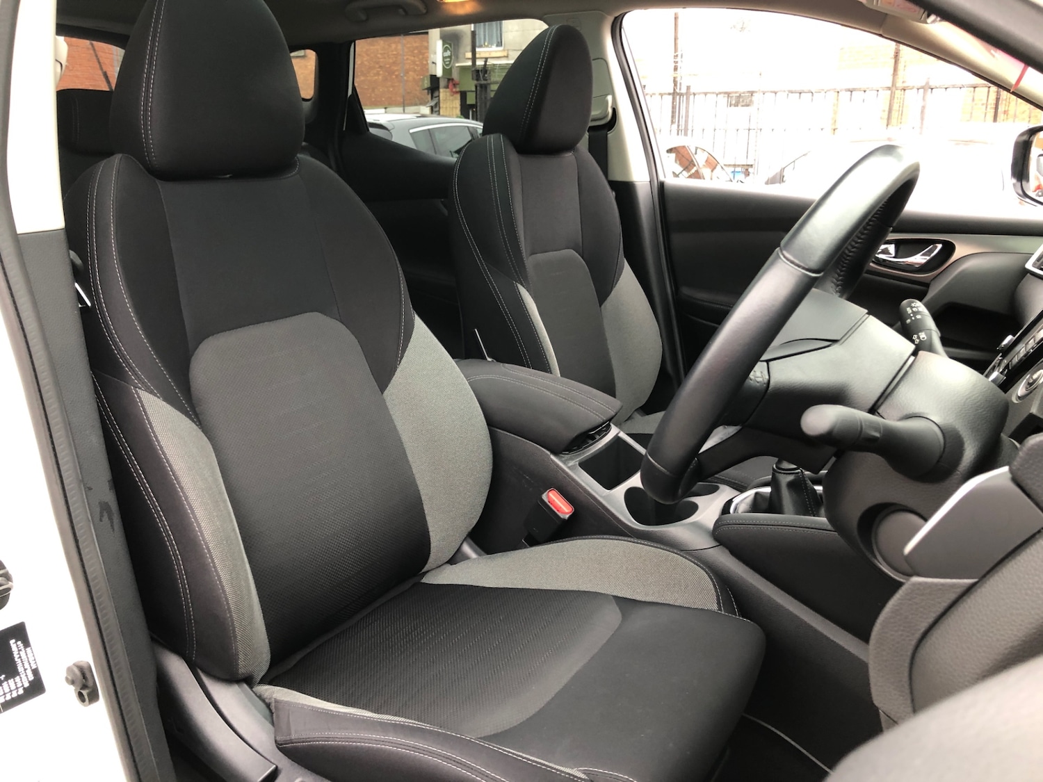 Used Nissan Qashqai 2017 for sale - 77616899: Photo 17