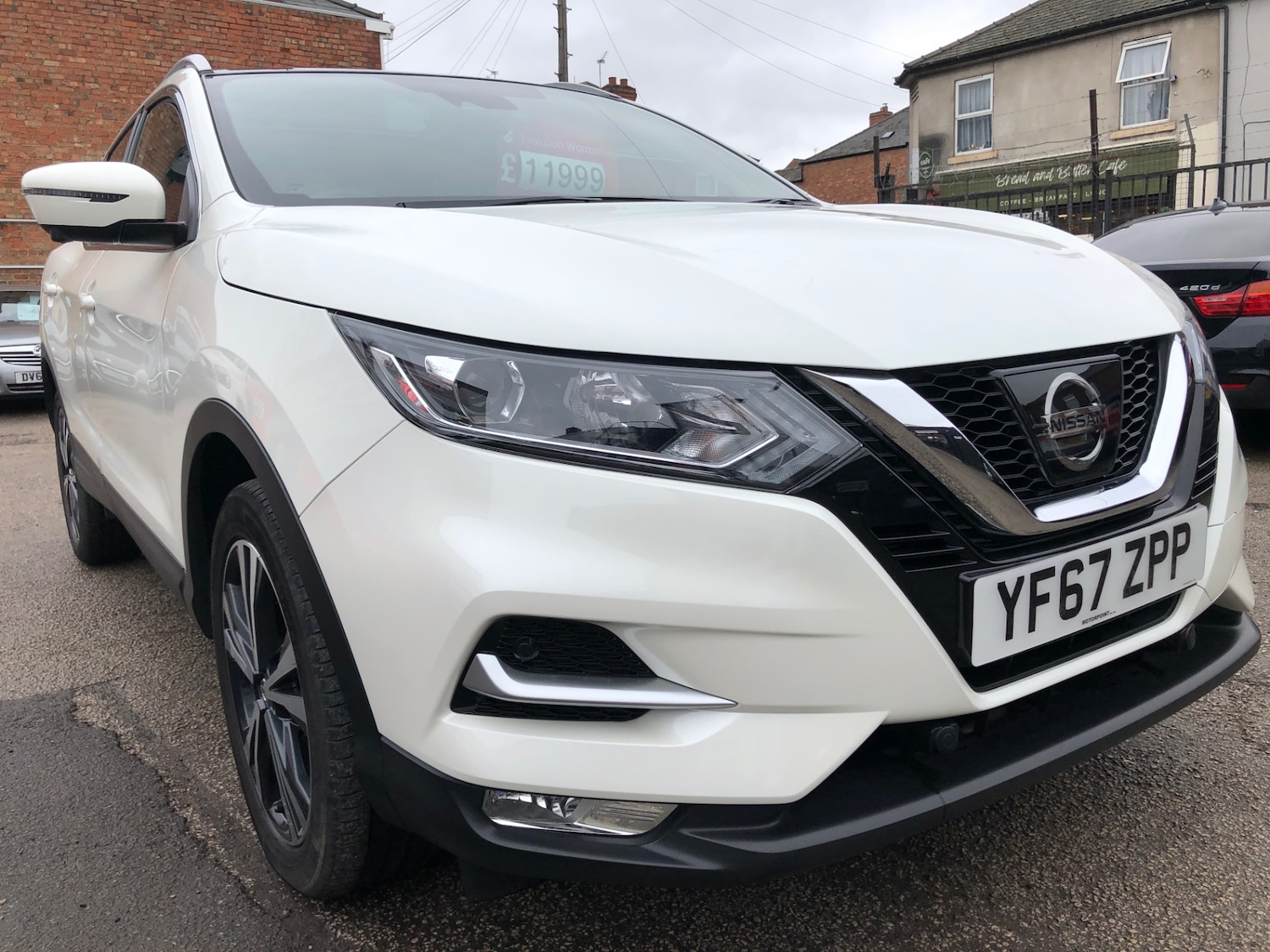 Used Nissan Qashqai 2017 for sale - 77616899: Photo 3